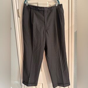 Oscar De La Renta Mens 100% Wool Pleated Pinstripe Cuffed Dress Pants 36W Grey